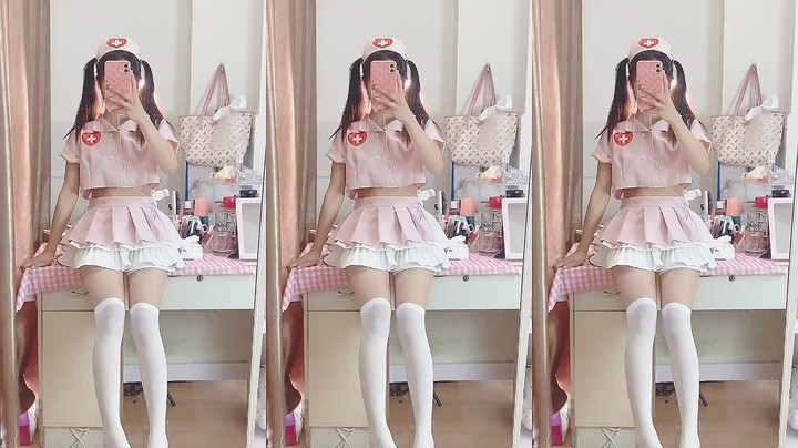我本来长这样OvO 后来看见你变成了♡v♡