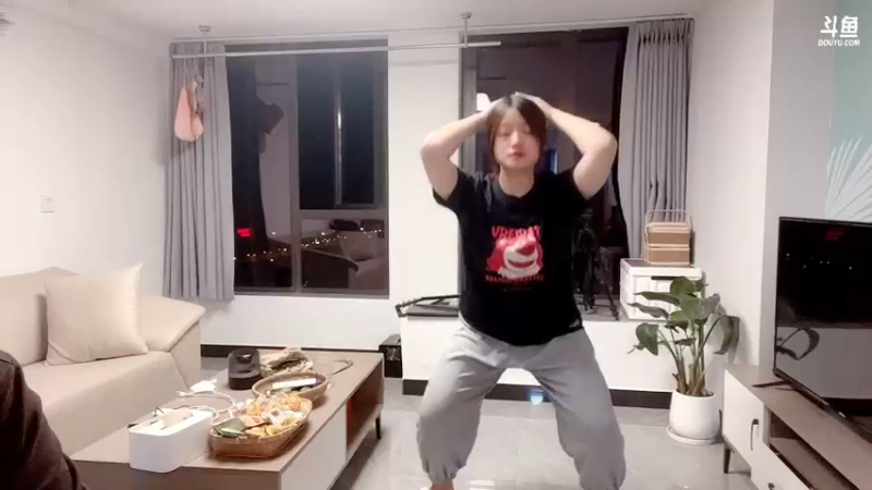 【2022-10-01 03点场】主播阿郎：元气满满哦 320155