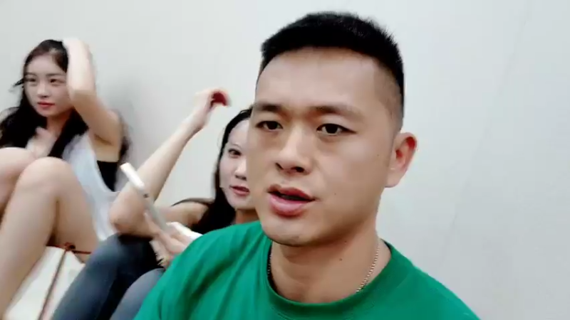 【2022-10-01 18点场】洪湖小肖：盲盒求生集合集合