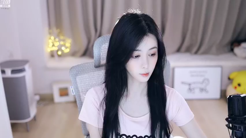 【2022-10-01 22点场】晒网的慧儿呀：谁家小朋友啊那么可爱