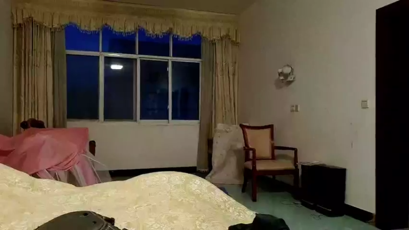 【2022-10-02 19点场】黑哥户外：风雨彩虹。