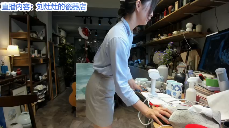 【2022-10-03 12点场】刘灶灶：刘灶灶的瓷器铺，周一啦
