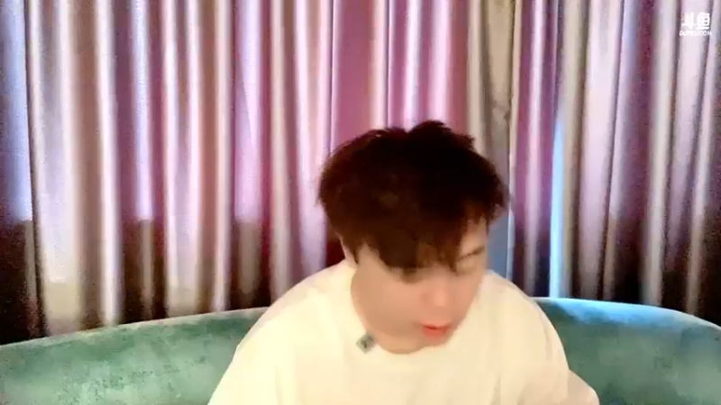 【2022-10-04 13点场】阿二Ayer：钻粉卡：下午阿二随机户外