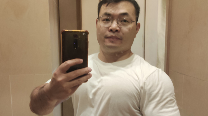 胸大肌这个门面必须照顾好。