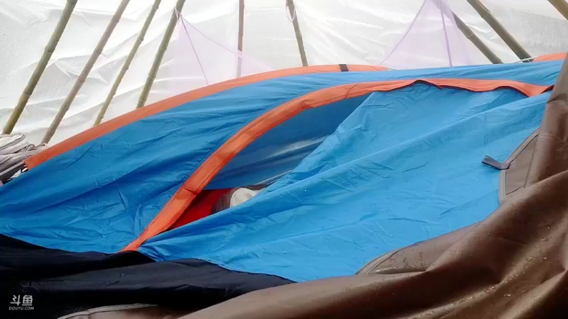 【2022-10-05 08点场】洪湖小肖：《盲盒求生》第4天离岛考试