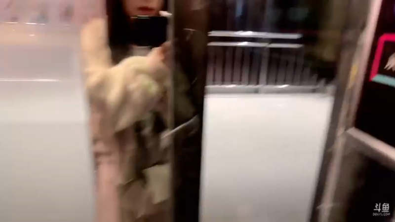 【2022-10-06 03点场】叶知秋Vanessa：秋：钻粉狂欢 国庆七天乐