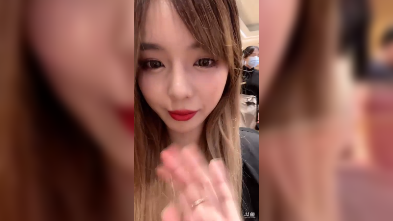 【2022-10-05 19点场】亲亲不小心：参加杭州场婚礼