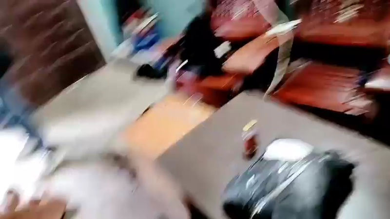 【2022-10-07 14点场】洪湖小肖：下午抓鱼，晚上高压锅好声音