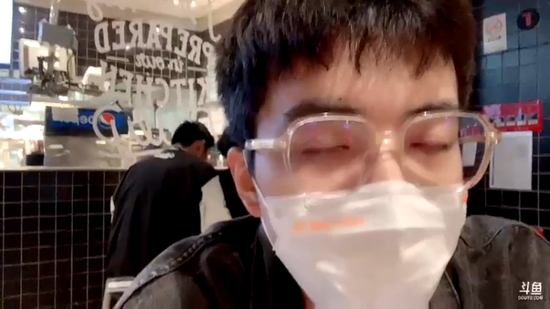 【2022-10-08 17点场】南波儿大魔王丶：杭州户外见紫薇！