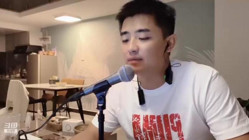 【2022-10-08 00点场】主播阿郎：320155每天给你添点堵