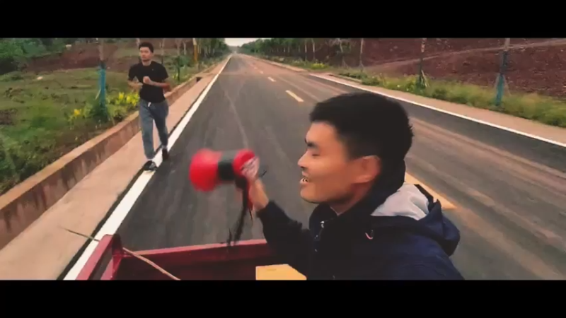 【2022-10-08 17点场】川味箩卜：户外极限男团拉练~
