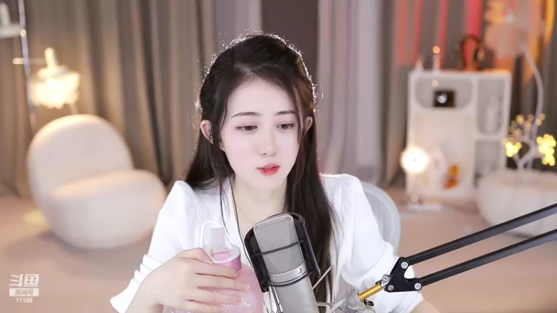 【2022-10-05 21点场】阿梨small：今天晚上见～