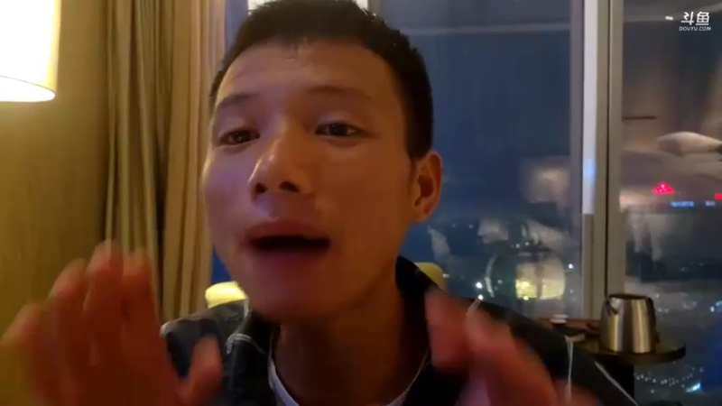 【2022-10-06 21点场】叶子户外：祝我兔宝新婚快乐。