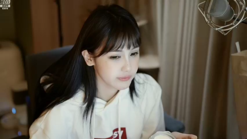 【2022-10-10 04点场】iu可可曾：一个跟着粉丝节奏的主播。