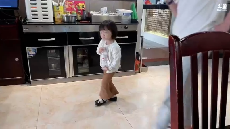 【2022-10-11 17点场】sakula吴润波：表妹生日想吃鱼头