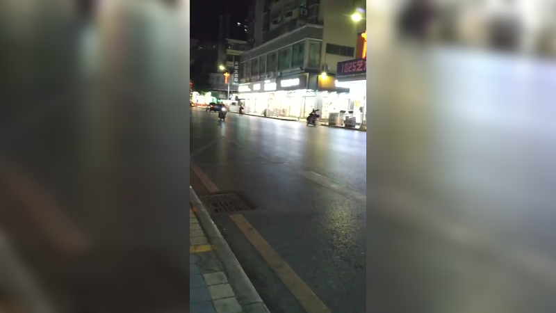 等公交