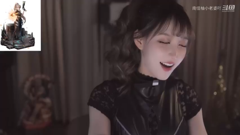 米娜：好漂亮的cosplay好大1