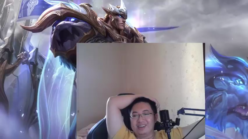 【2022-10-12 15点场】店长盖伦：正在直播 国服最细盖伦