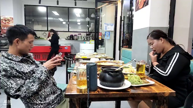 【户外】叶子户外的精彩时刻 20221013 00点场