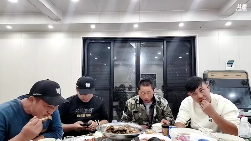 【2022-10-13 19点场】洪湖小肖：乡村生活之经商鬼才