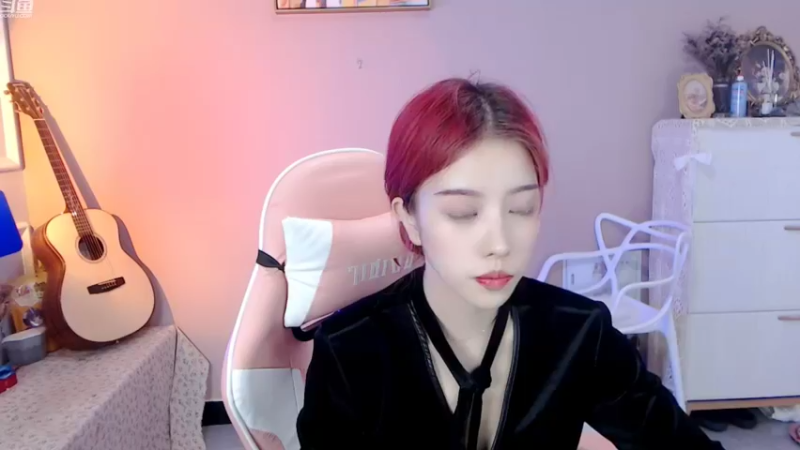 【2022-10-14 19点场】唐6儿：小奶团游戏舞蹈主播