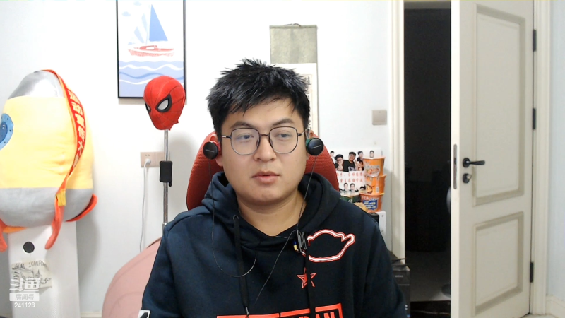 我在斗鱼看火力堂主直播音乐