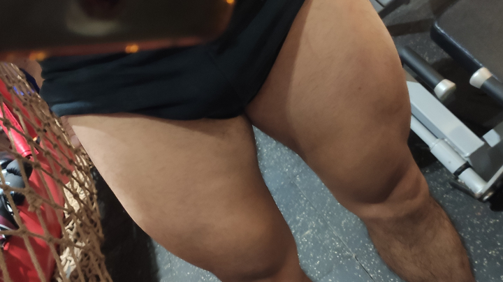 开心练腿进步日。
