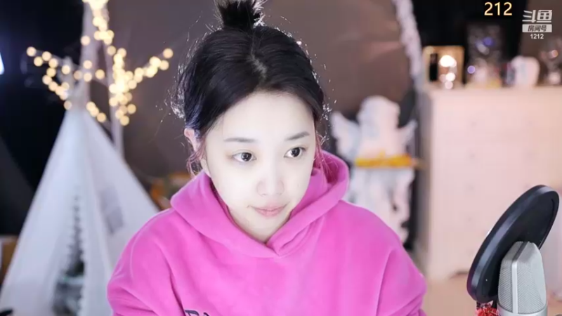 【2022-10-16 02点场】小肉球阿：爱笑的女孩运气不会差`~~