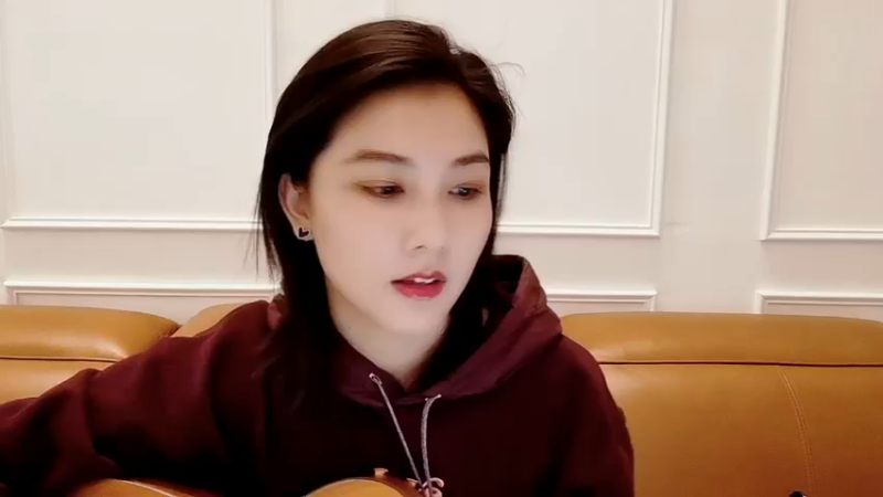 【2022-10-18 19点场】我是唐菲：今天晚上八点见呀