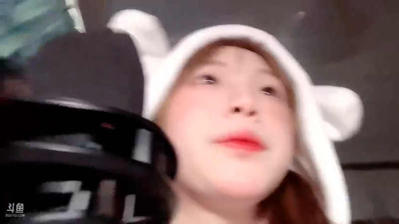 【2022-10-17 13点场】喵七七030：୯露脸୬  心动的感觉~