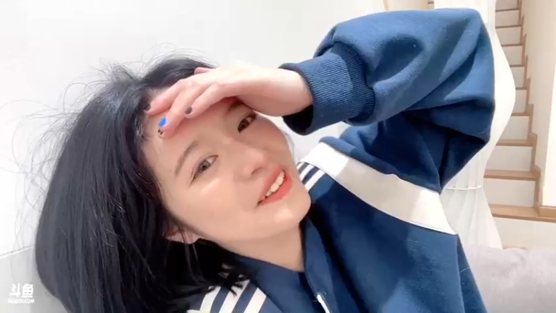 【2022-10-16 16点场】douyu小漠：由乃：哈哈哈哈