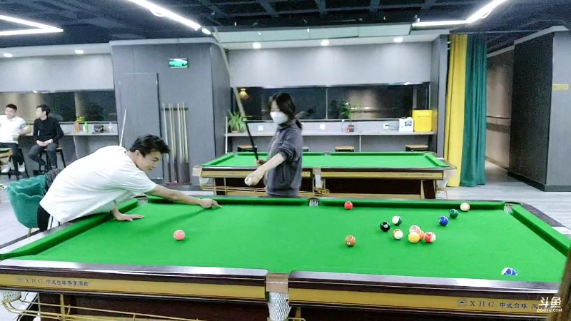 【户外】百变姑姑肖淑洁的精彩时刻 20221019 00点场