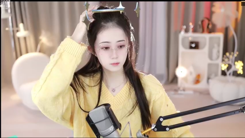 【2022-10-19 14点场】阿梨small：清纯女大学生回来啦！