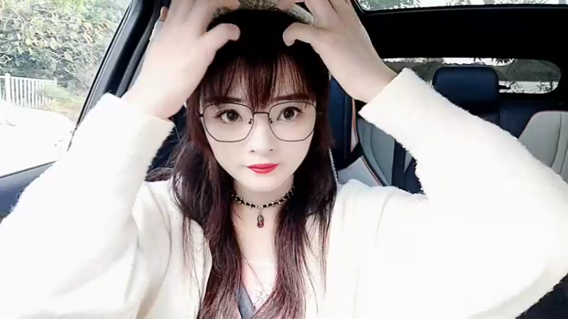 【2022-10-19 13点场】白鲨菜妹妹：直播，直播，不是回放~