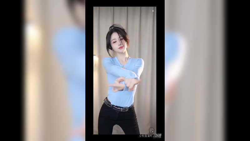 形象好  气质佳的美少女