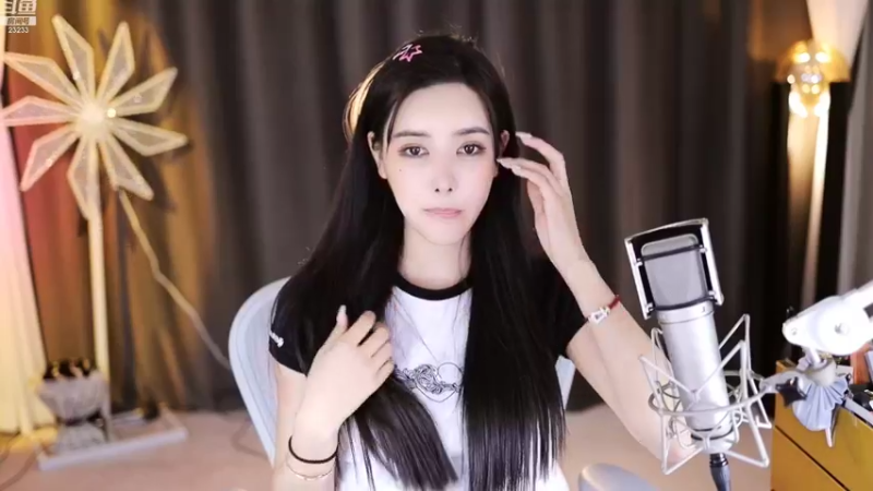 【2022-10-19 22点场】喵小莎：下午两点，晚上10.30.