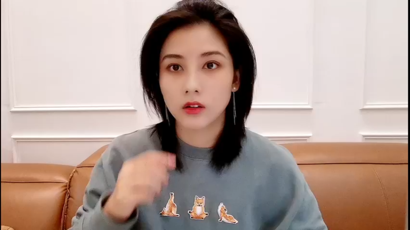 【2022-10-20 18点场】我是唐菲：现在的你看到的我是蓝色的