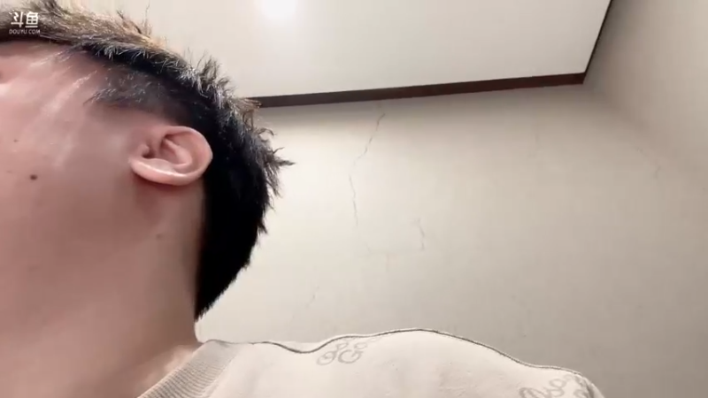【2022-10-22 13点场】阿二Ayer：黄金卡：不死终会出头，加油