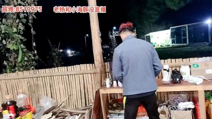 没想到浩哥有那么多钙片吃，大家说钙哥啊