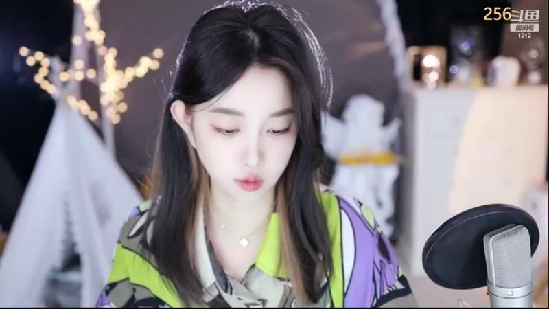 【2022-10-23 11点场】小肉球阿：爱笑的女孩运气不会差~~