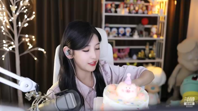 【2022-10-25 00点场】叶知秋Vanessa：秋：钻石双倍 生日 7点见