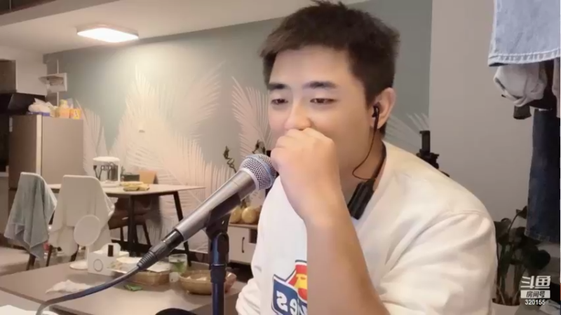 【2022-10-25 03点场】主播阿郎：320155每天给你添的堵