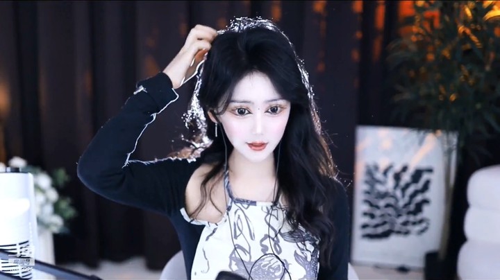 小姐姐来公司做头发真漂亮啊