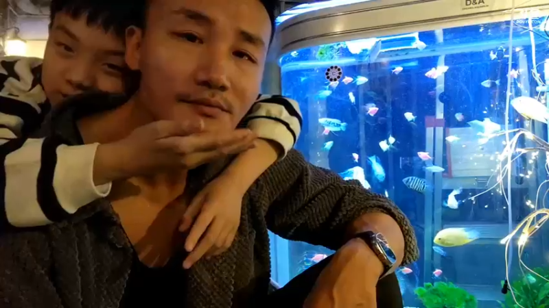 【2022-10-24 21点场】黑人毅：准备徒步节目了