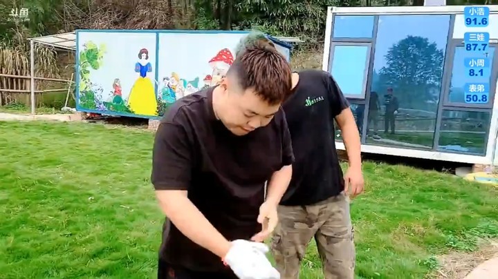 浩哥和思域哥比赛拔河，浩哥演技爆炸，影帝啊