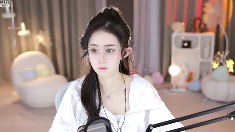 【2022-10-26 15点场】阿梨small：兄弟们3点半来，么么哒