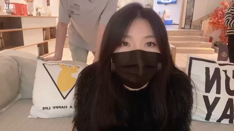 【2022-10-27 19点场】一条小团团OvO：又大一岁啦～谢谢大家的陪伴❤️