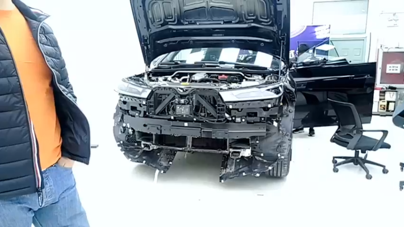 【2022-10-27 14点场】大飙车：直播拆解宝马ix
