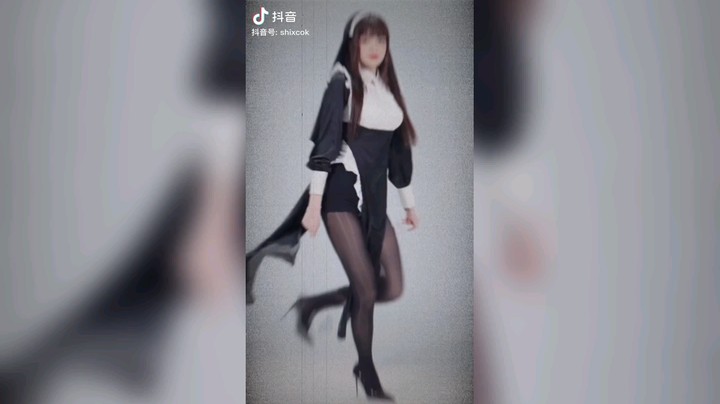 存存1118发布了一个斗鱼视频2022-10-28