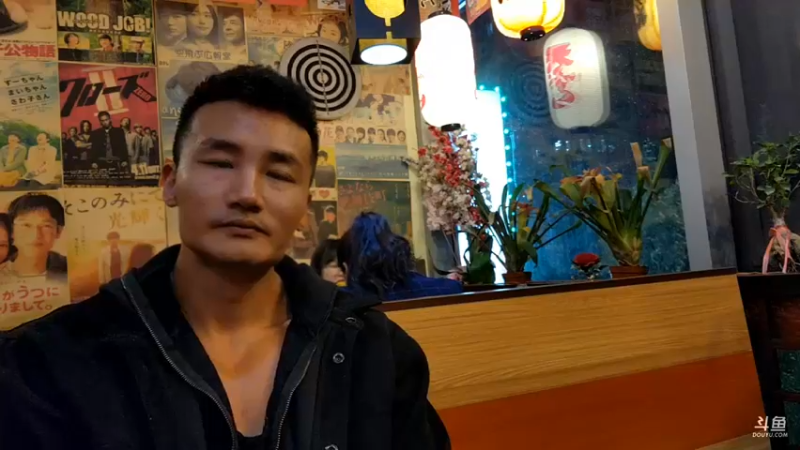 【2022-10-28 20点场】黑人毅：晚上据说有大餐